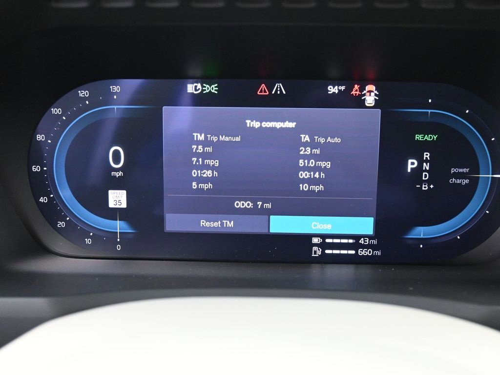 New 2025 Volvo XC90 T8 Plus w/ Protection Package Premier image 23