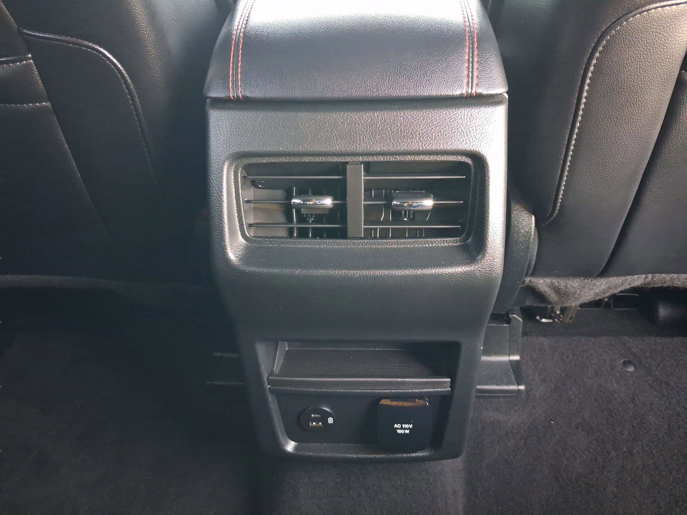 Used 2022 Ford Edge ST-Line AWD/4WD image 33