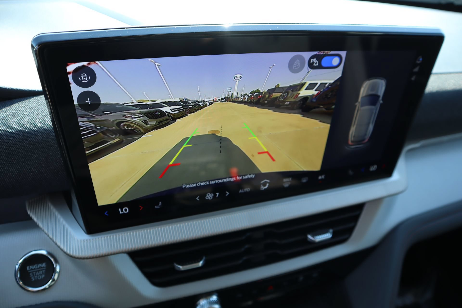 New 2026 Ford Explorer Active RWD image 8