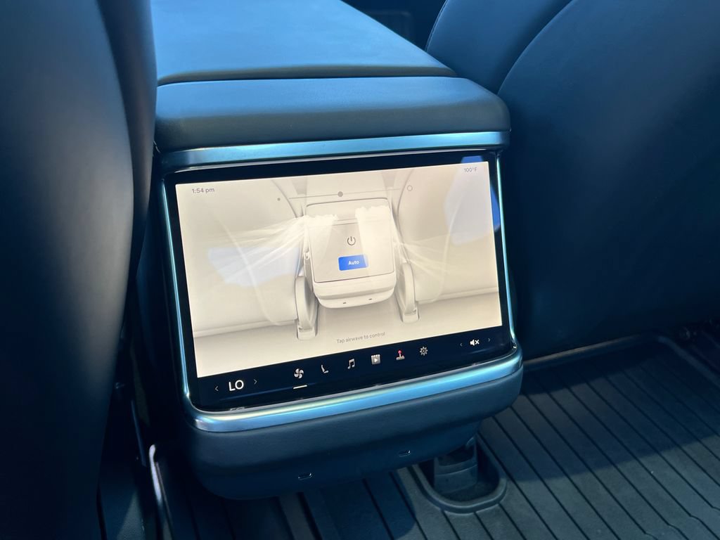 Used 2023 Tesla Model S AWD/4WD image 24