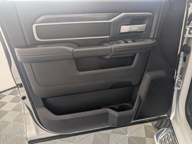 Used 2024 RAM 2500 Big Horn image 10