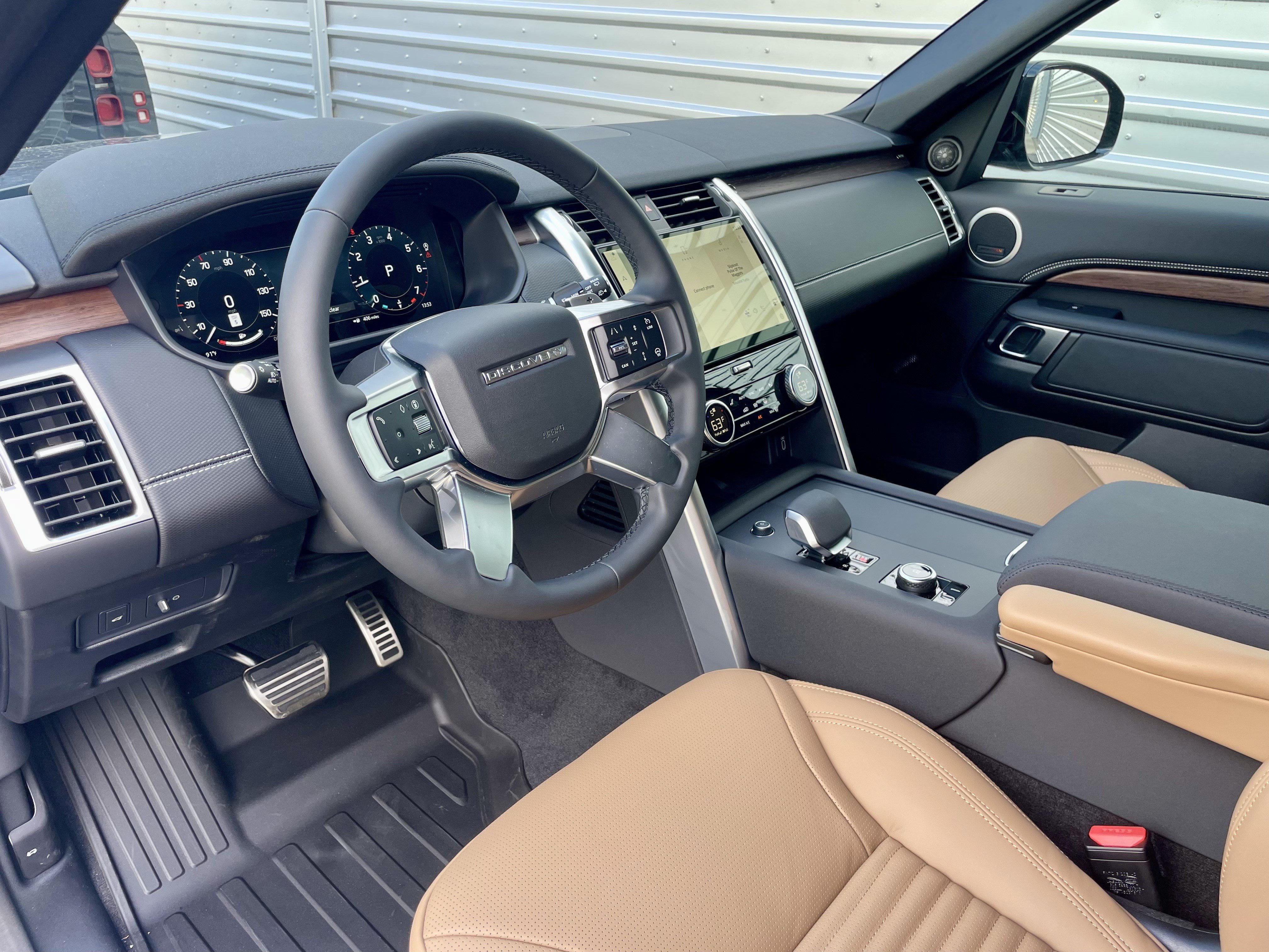 New 2026 Land Rover Discovery Dynamic SE AWD/4WD image 13