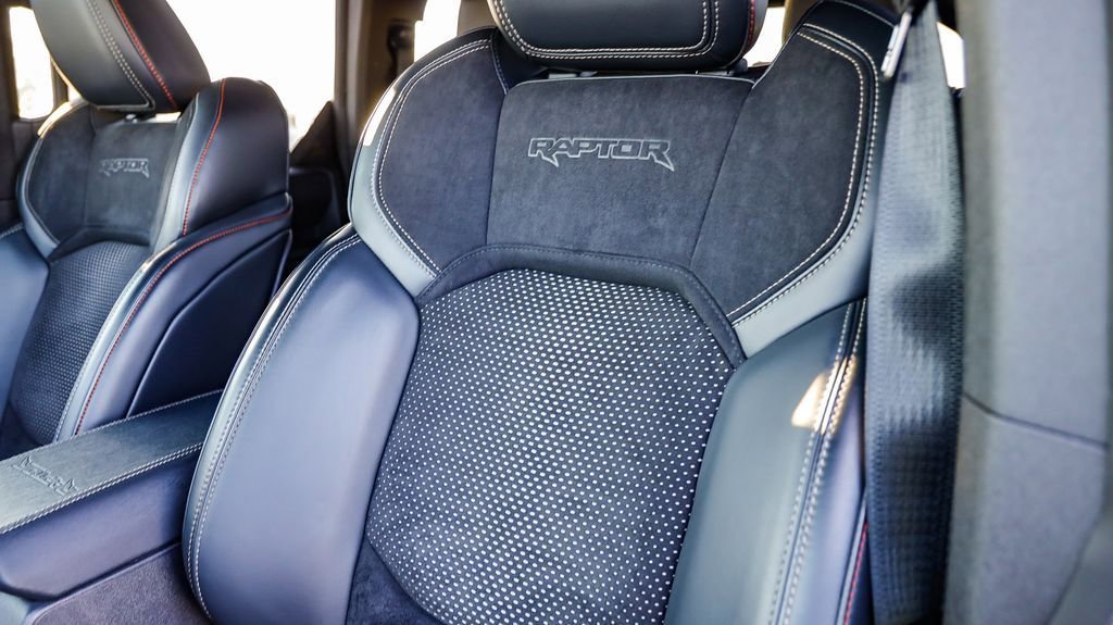 Used 2024 Ford Bronco Raptor w/ Interior Carbon Fiber Pack 6 image 30