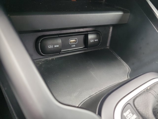Used 2023 Kia Soul LX FWD image 29