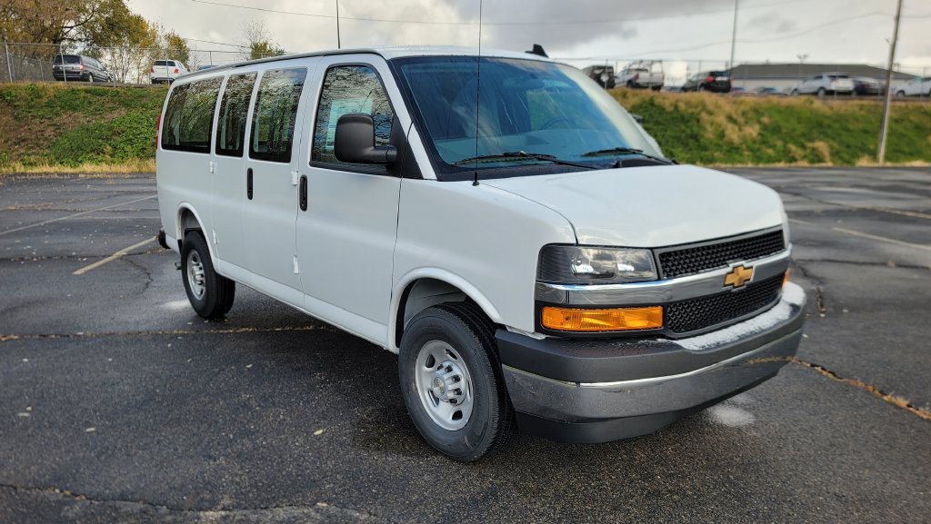 New 2025 Chevrolet Express 2500 w/ Communications Package RWD image 17