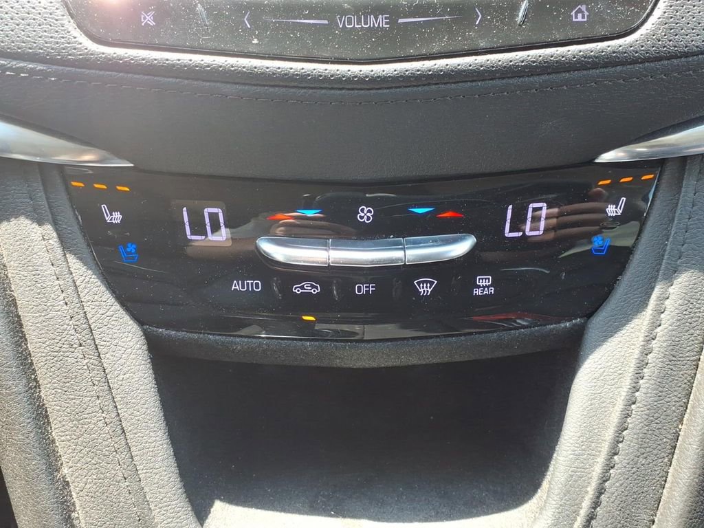 Used 2019 Cadillac XT5 Premium Luxury AWD/4WD image 18