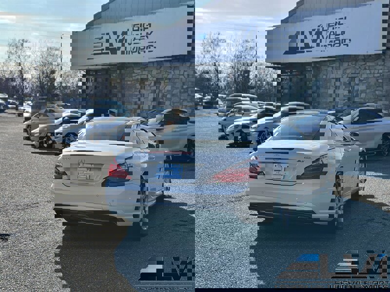 Used 2014 Mercedes-Benz SL 550 image 9