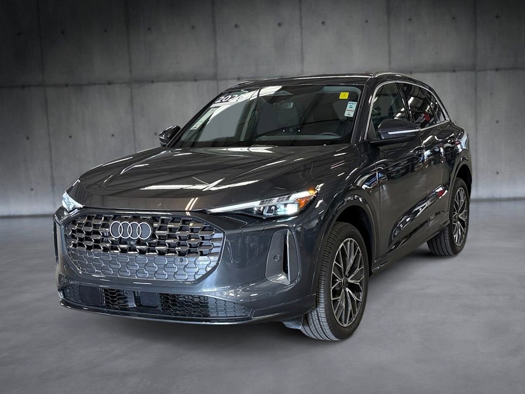 Used 2025 Audi Q5 Premium Plus w/ Premium Plus image 1