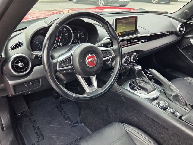 Used 2017 FIAT 124 Spider Lusso RWD image 10