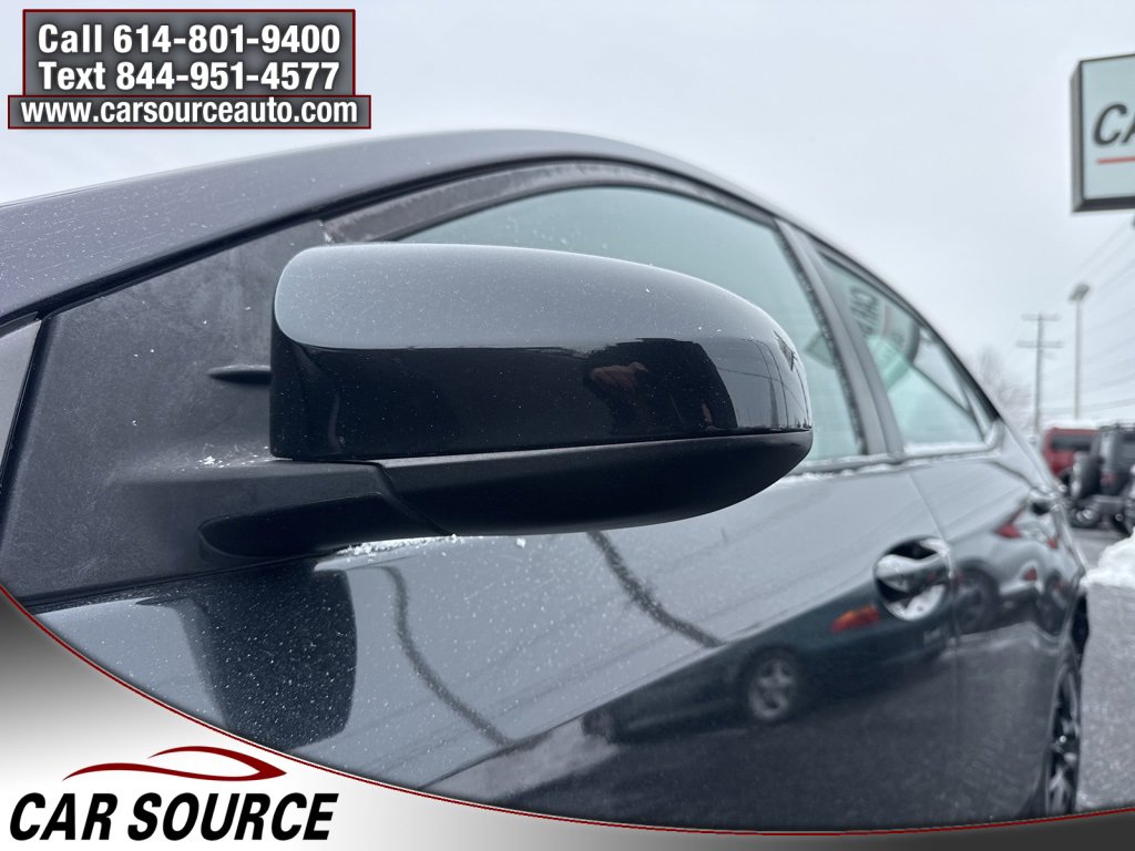 Used 2016 Toyota Corolla L image 4