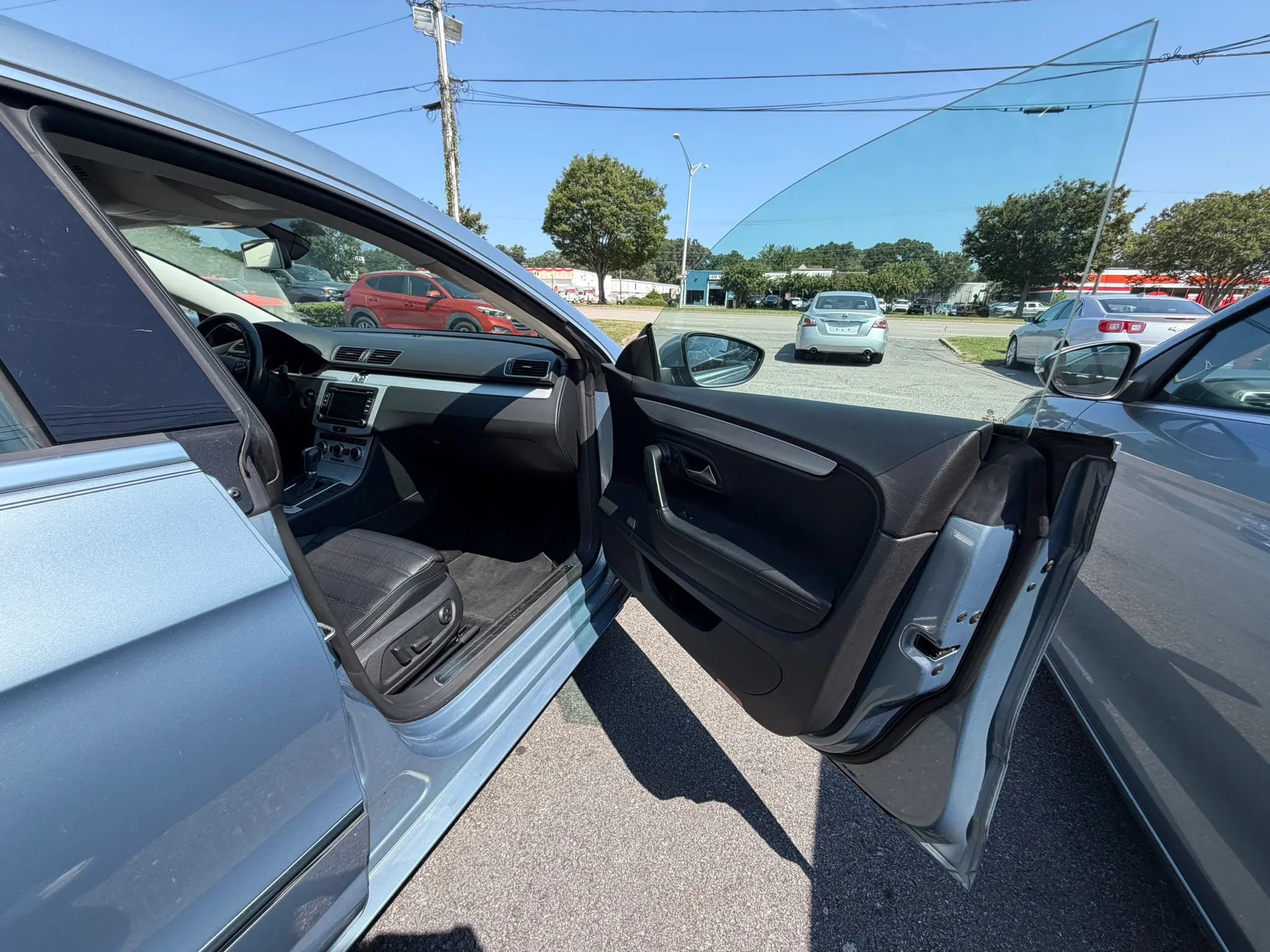 Used 2013 Volkswagen CC Sport FWD image 13