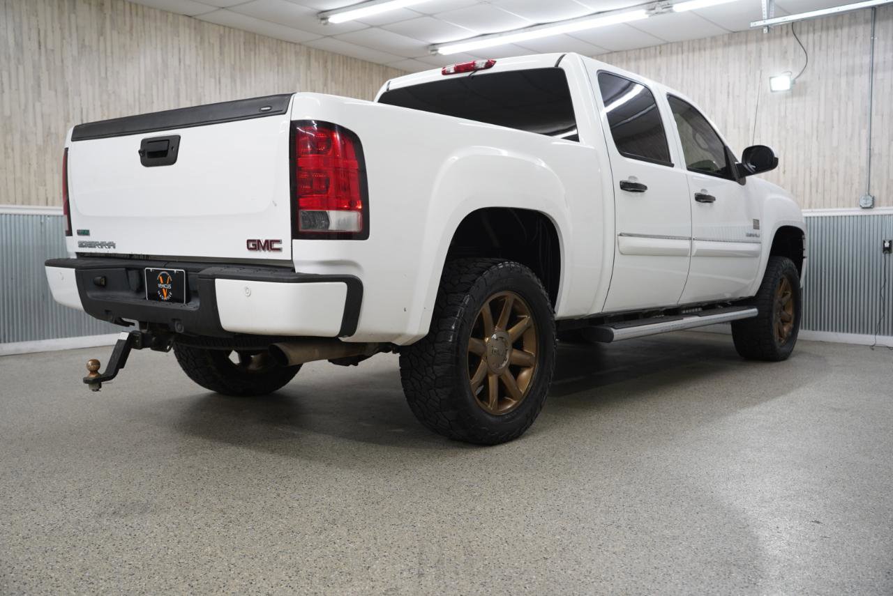 Used 2011 GMC Sierra 1500 Denali image 10
