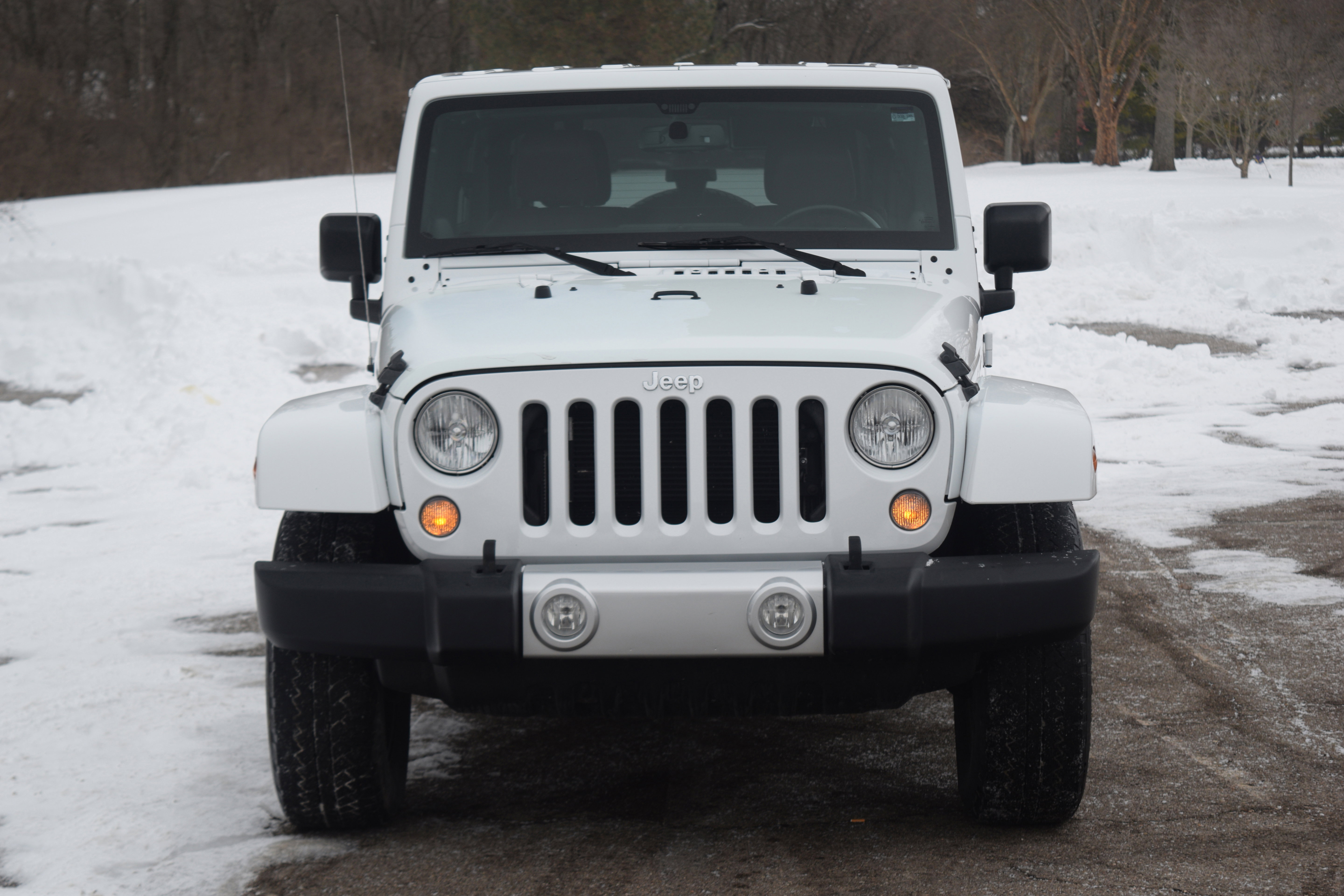 Used 2014 Jeep Wrangler Unlimited Sahara w/ Connectivity Group image 18