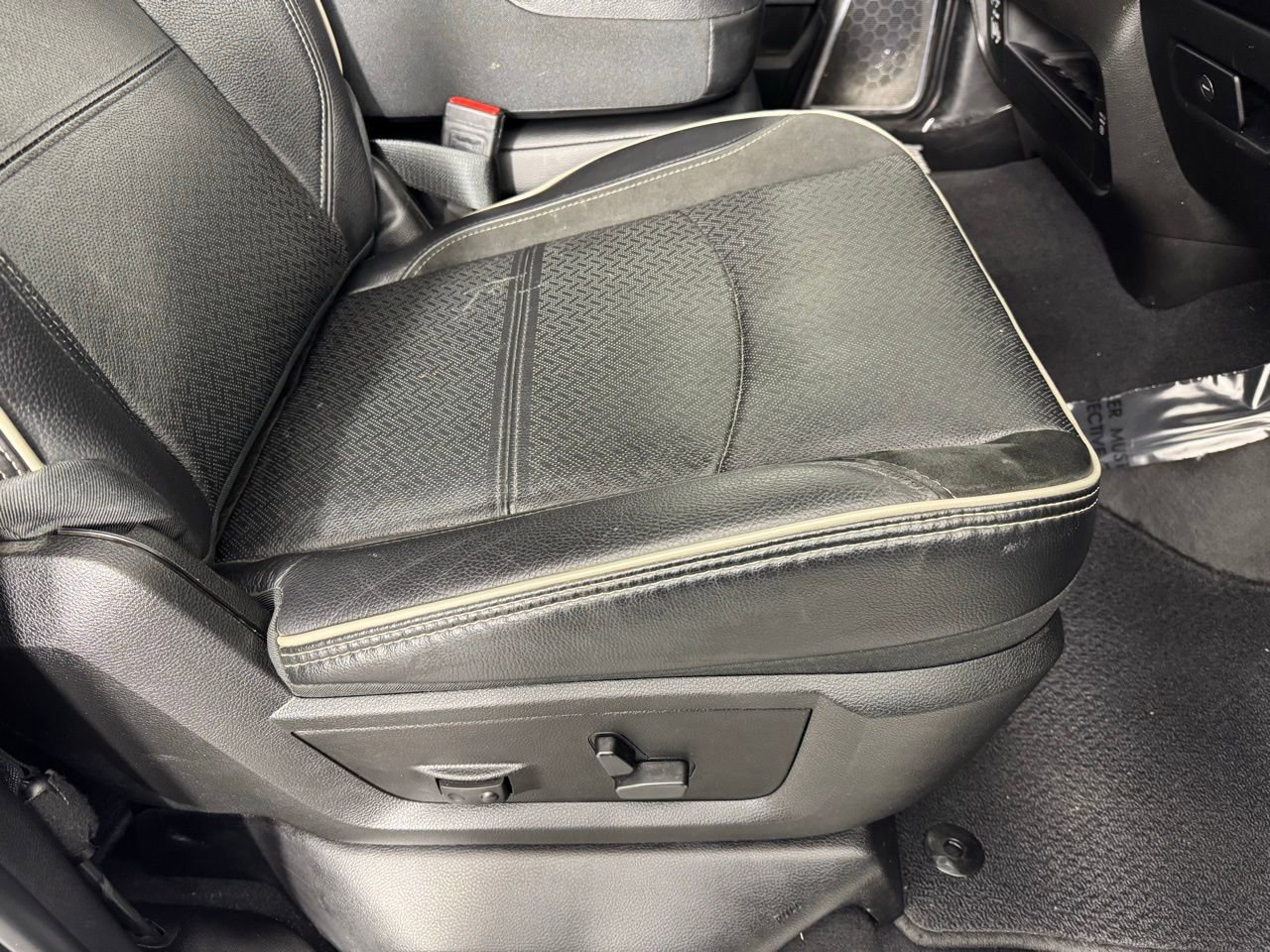 Used 2024 RAM 2500 Laramie image 22