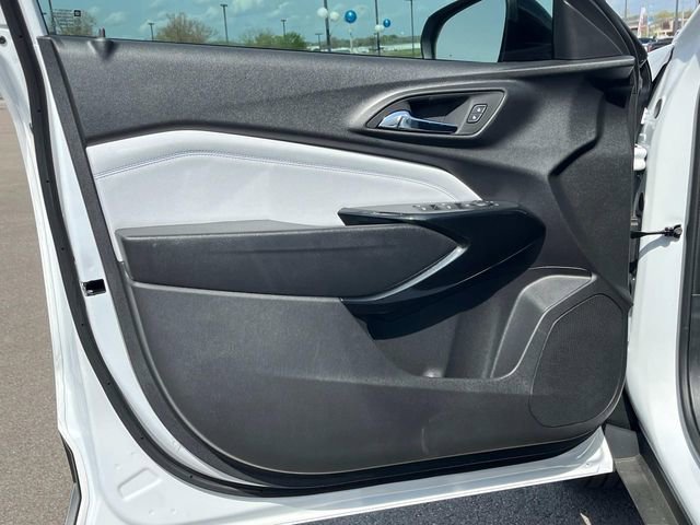 New 2026 Chevrolet Trax LT image 22