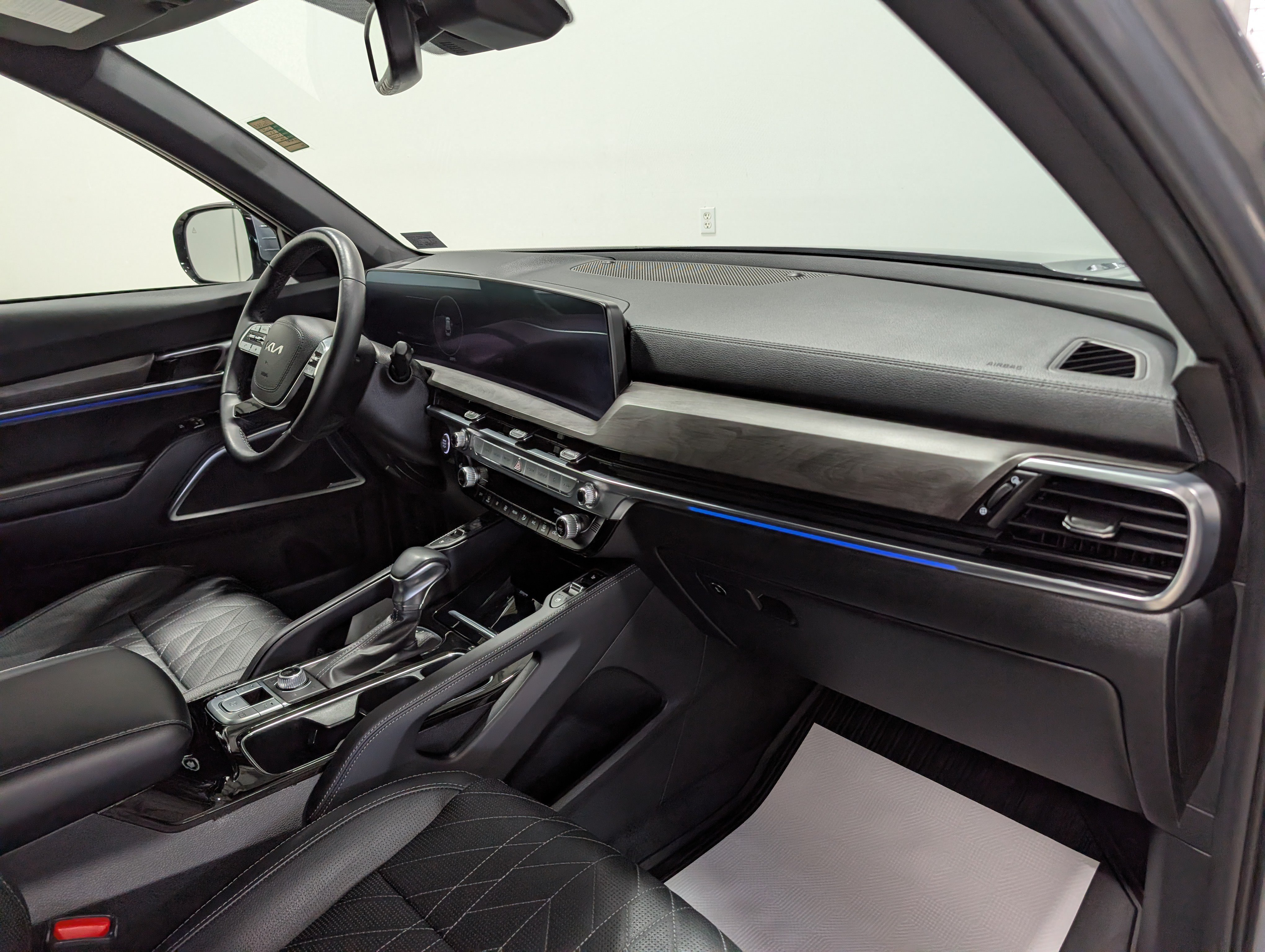 Used 2024 Kia Telluride SX X-Pro AWD/4WD image 18