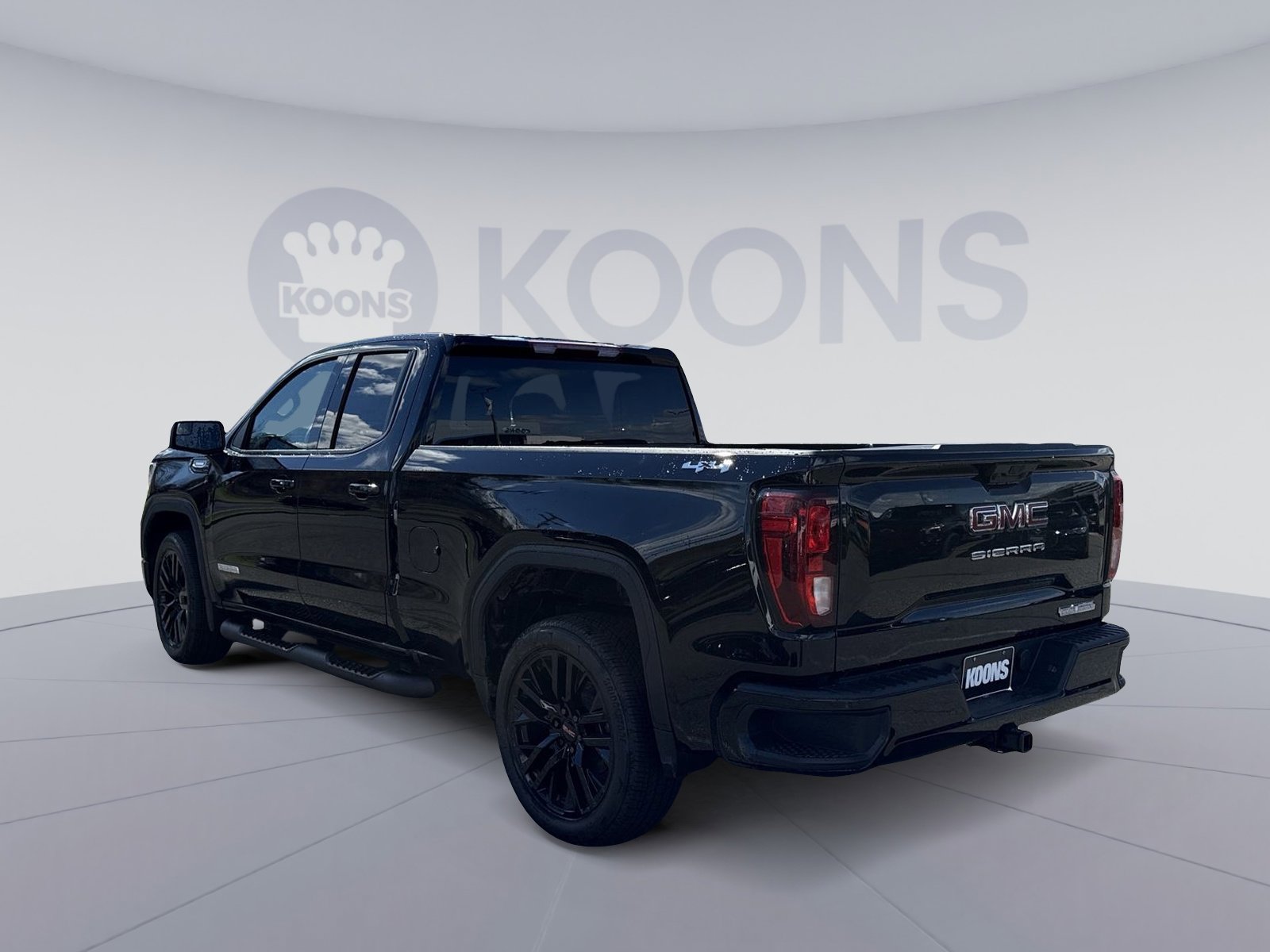 New 2026 GMC Sierra 1500 Elevation w/ Elevation Select Package AWD/4WD image 4