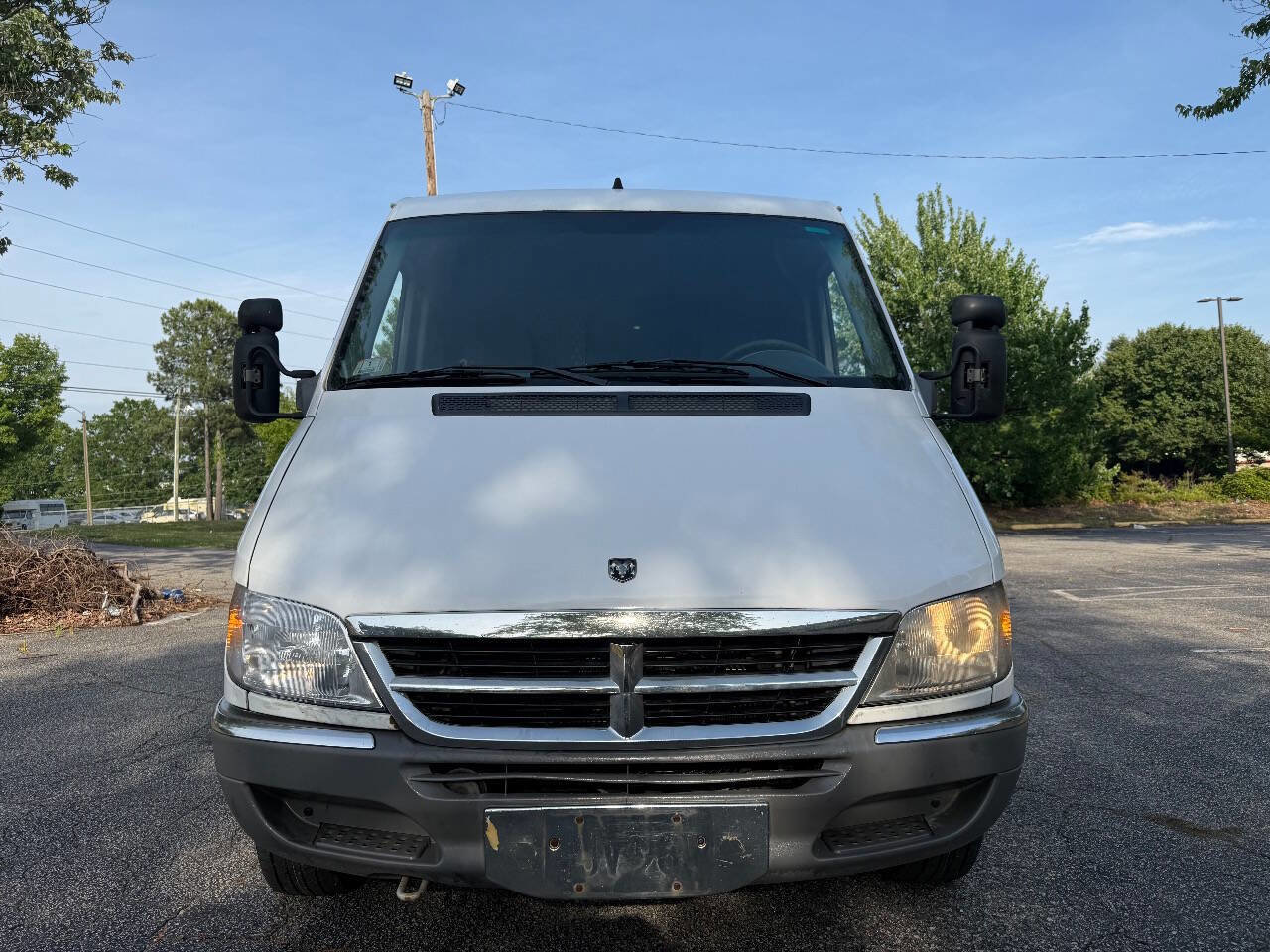 Used 2006 Dodge Sprinter 2500 w/ PWR Convenience Group RWD image 2