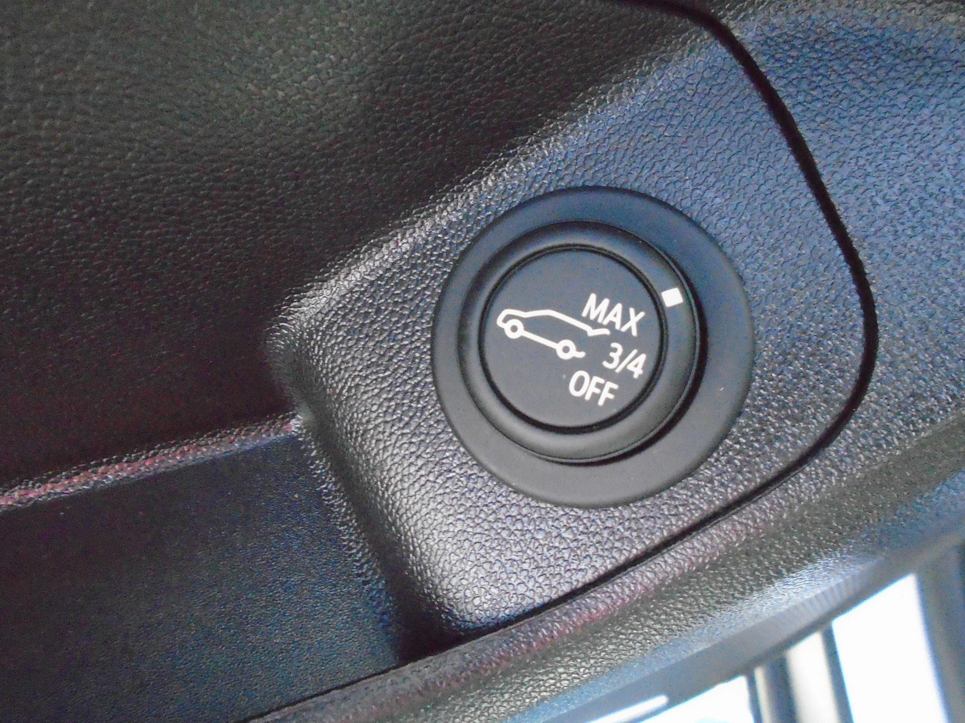 Certified 2024 GMC Terrain AT4 w/ Infotainment Package II AWD/4WD image 48