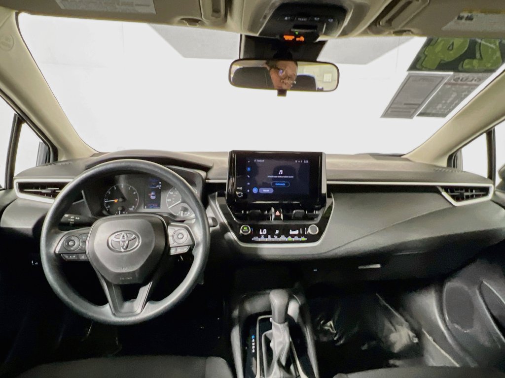 Used 2024 Toyota Corolla LE FWD image 26