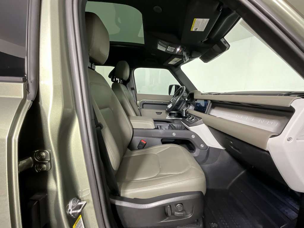 Certified 2023 Land Rover Defender 110 SE image 21