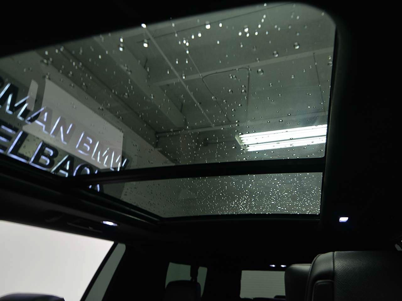 Used 2021 Cadillac Escalade ESV Premium Luxury AWD/4WD image 8
