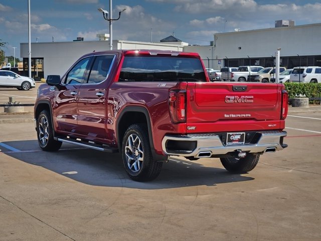 Used 2023 GMC Sierra 1500 SLT image 3