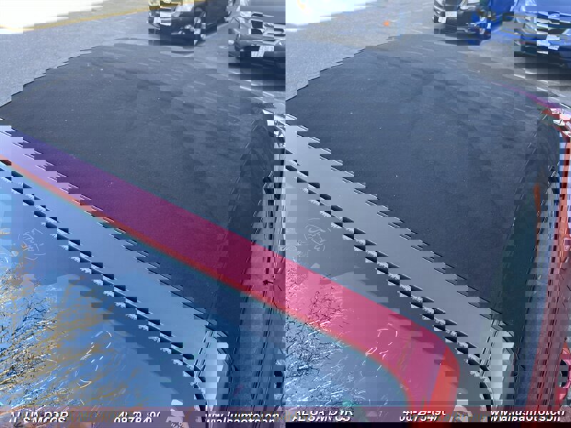 Used 2017 Ford Mustang Premium image 10