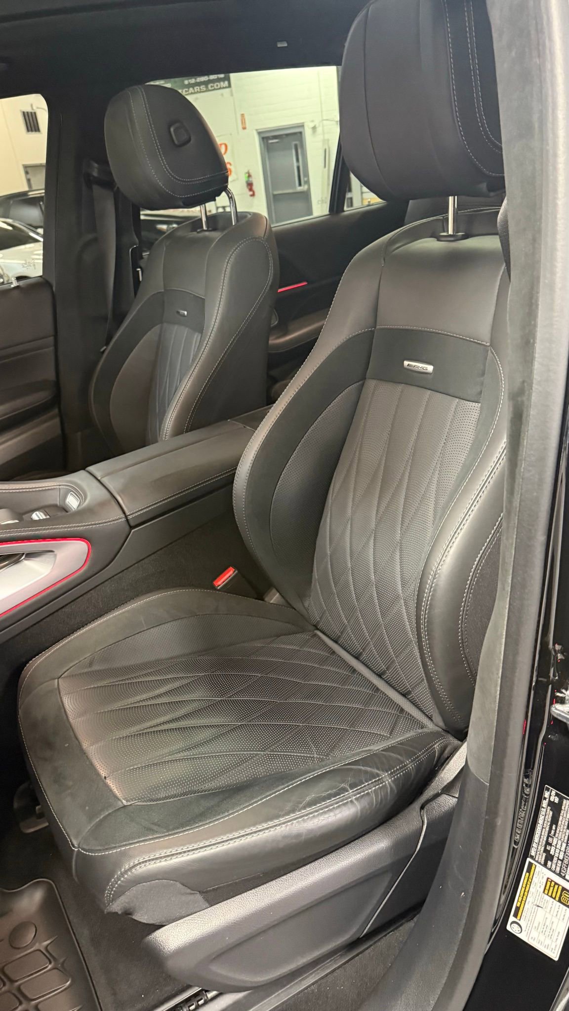 Used 2024 Mercedes-Benz GLS 63 AMG 4MATIC image 36