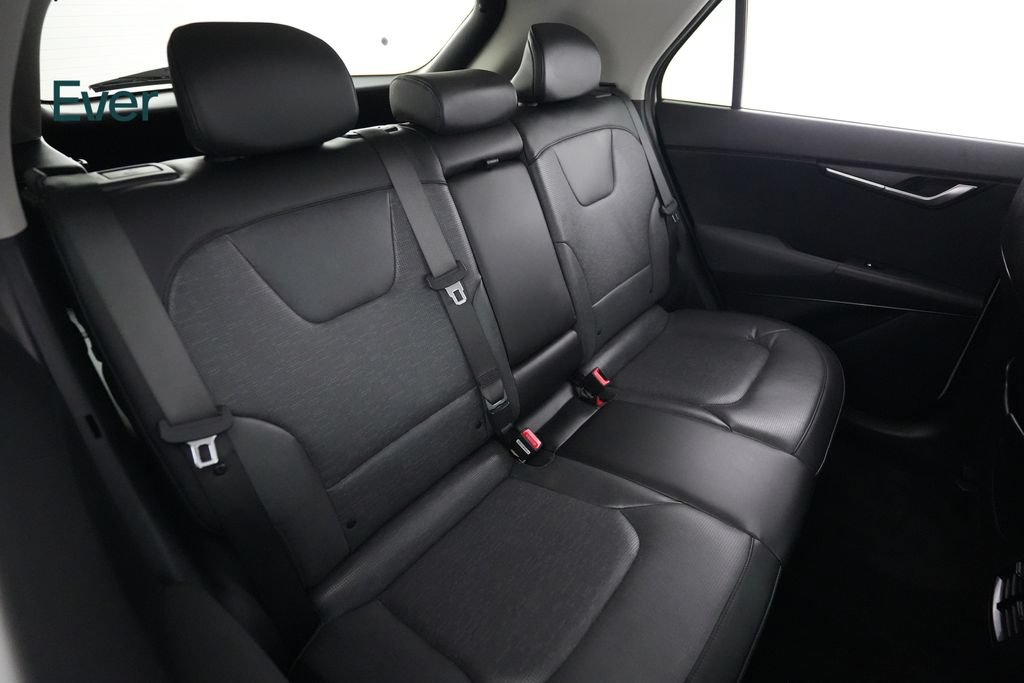 Used 2023 Kia Niro Wave FWD image 5