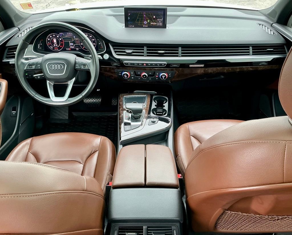 Used 2019 Audi Q7 3.0T Premium Plus w/ Premium Plus Package AWD/4WD image 32