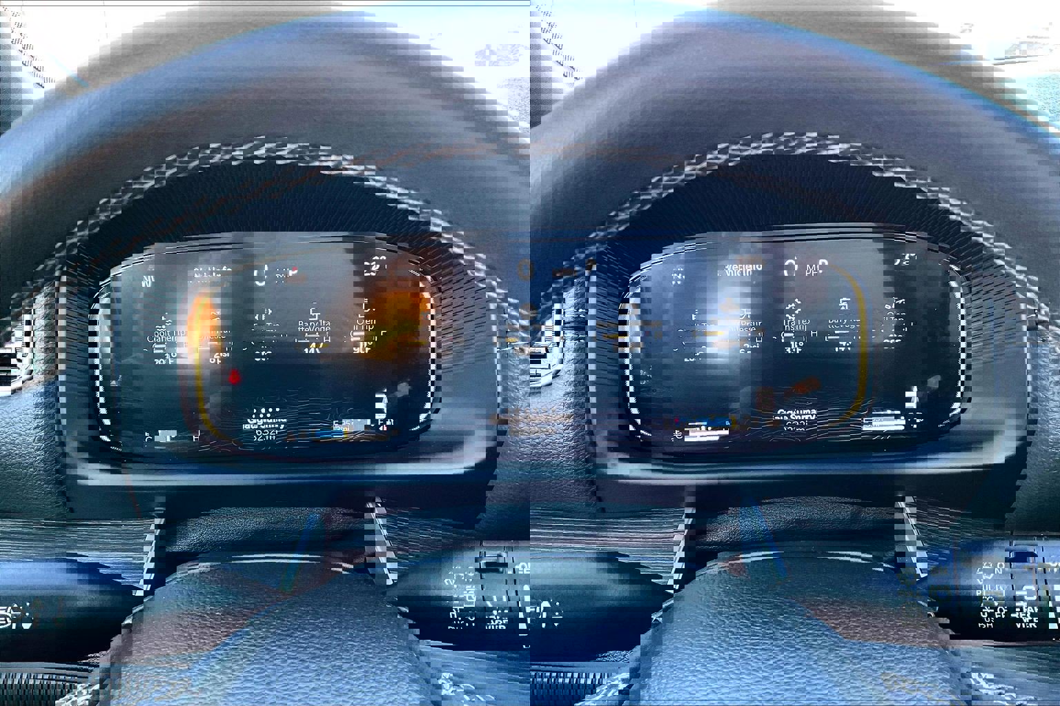 Used 2024 Jeep Wagoneer L Series II image 13