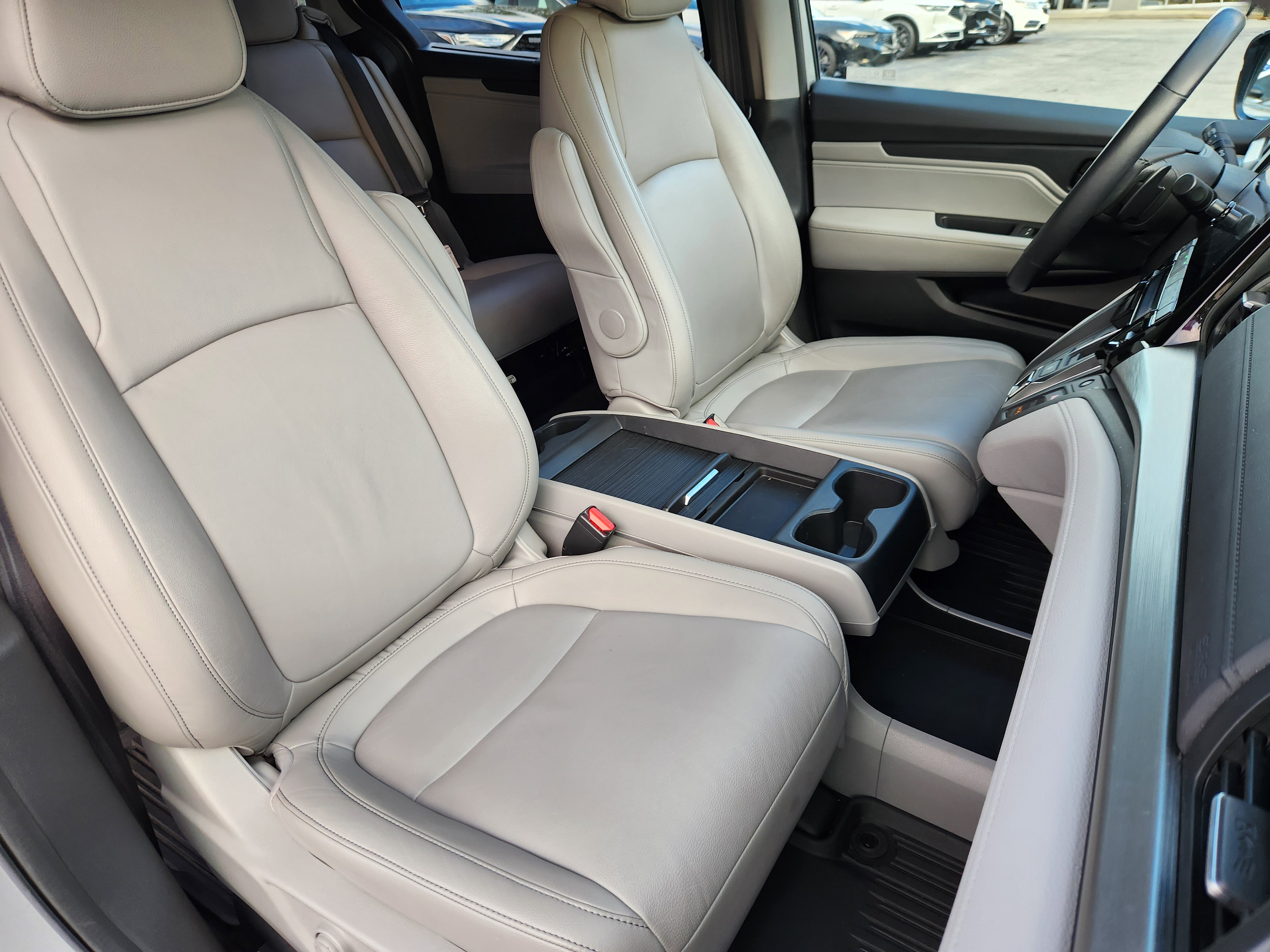 Used 2022 Honda Odyssey EX-L image 14