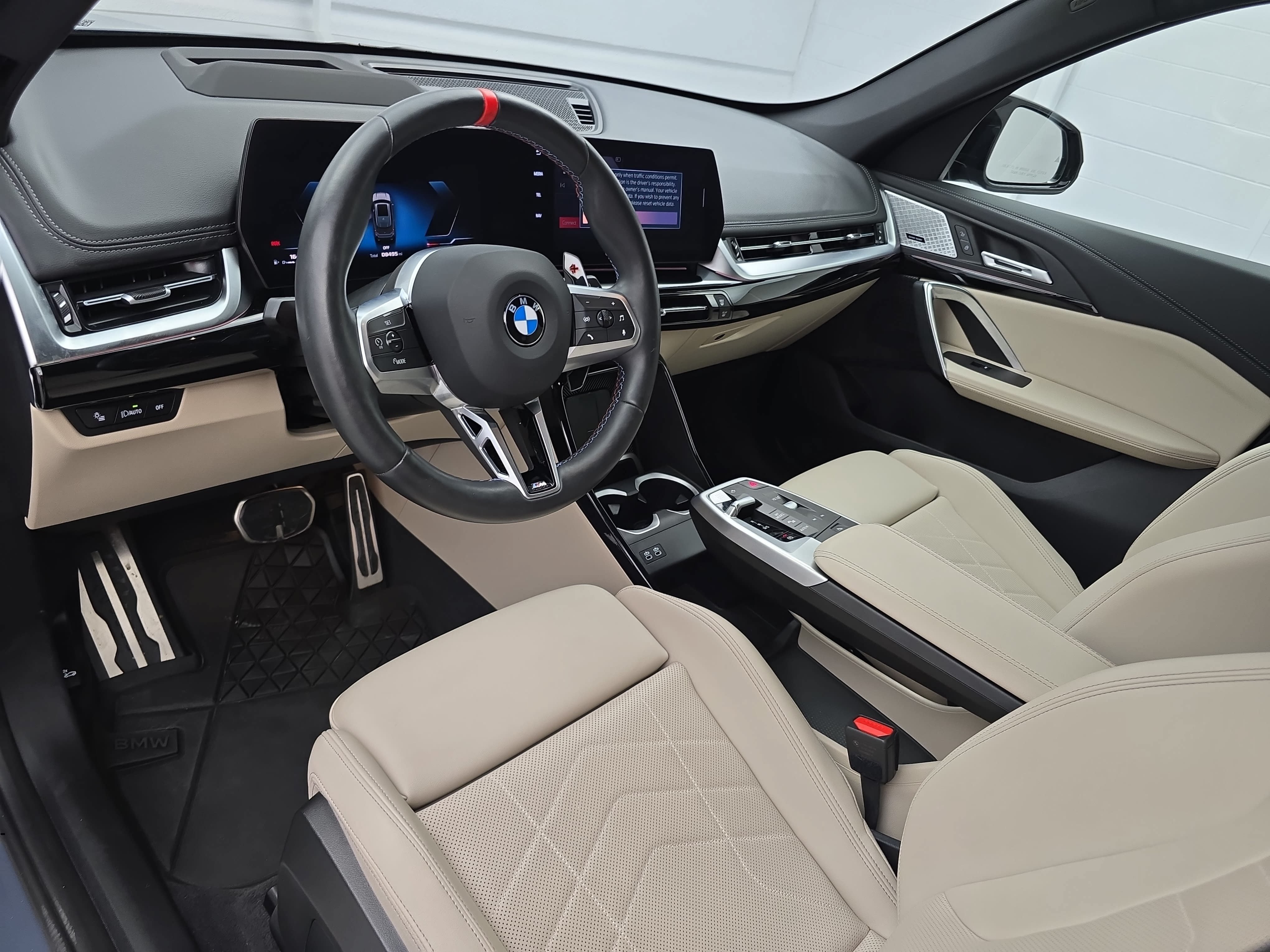 Used 2025 BMW X1 M35i w/ Premium Package AWD/4WD image 4