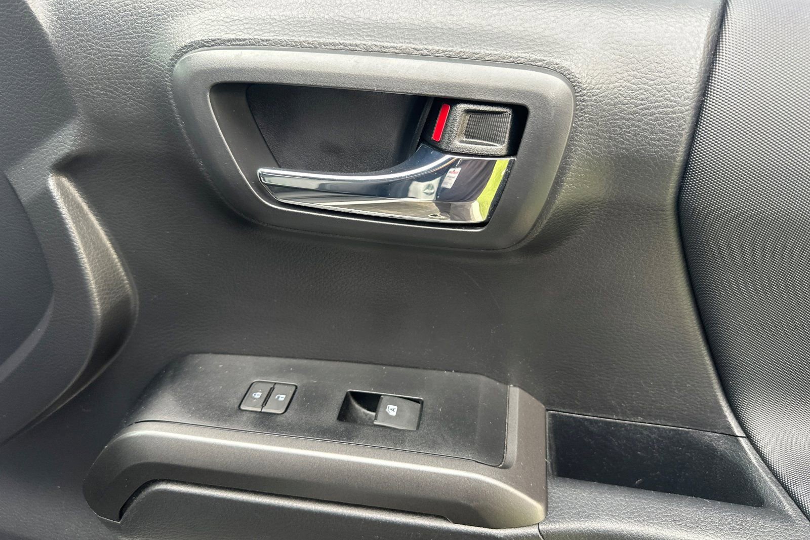 Used 2023 Toyota Tacoma TRD Off-Road image 20