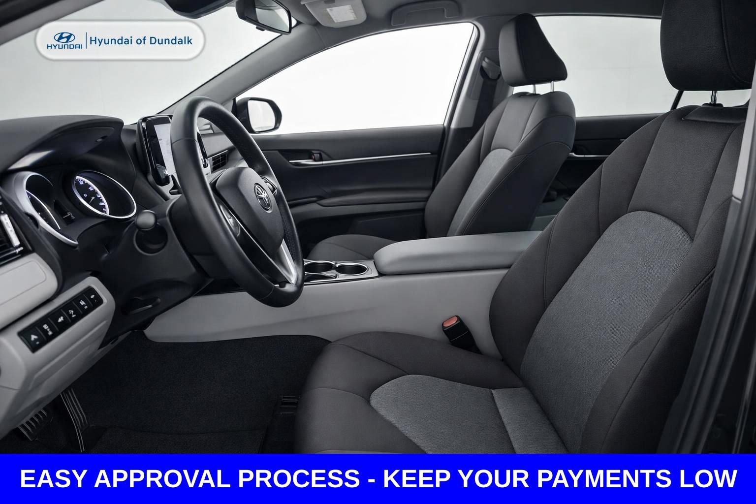 Used 2022 Toyota Camry LE w/ Carpet Mat Package (TMS) FWD image 8