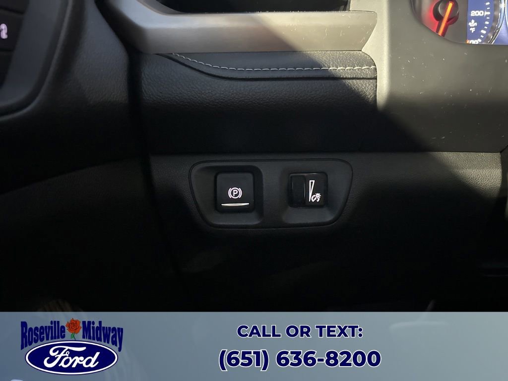 Used 2017 GMC Acadia Denali image 23