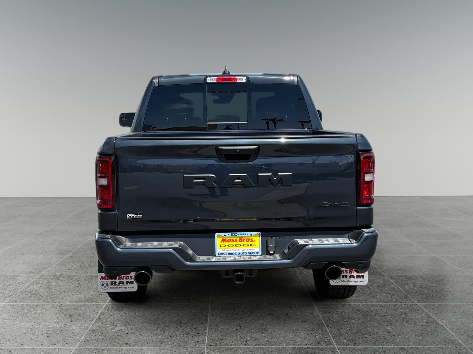 New 2026 RAM 1500 Express AWD/4WD image 4