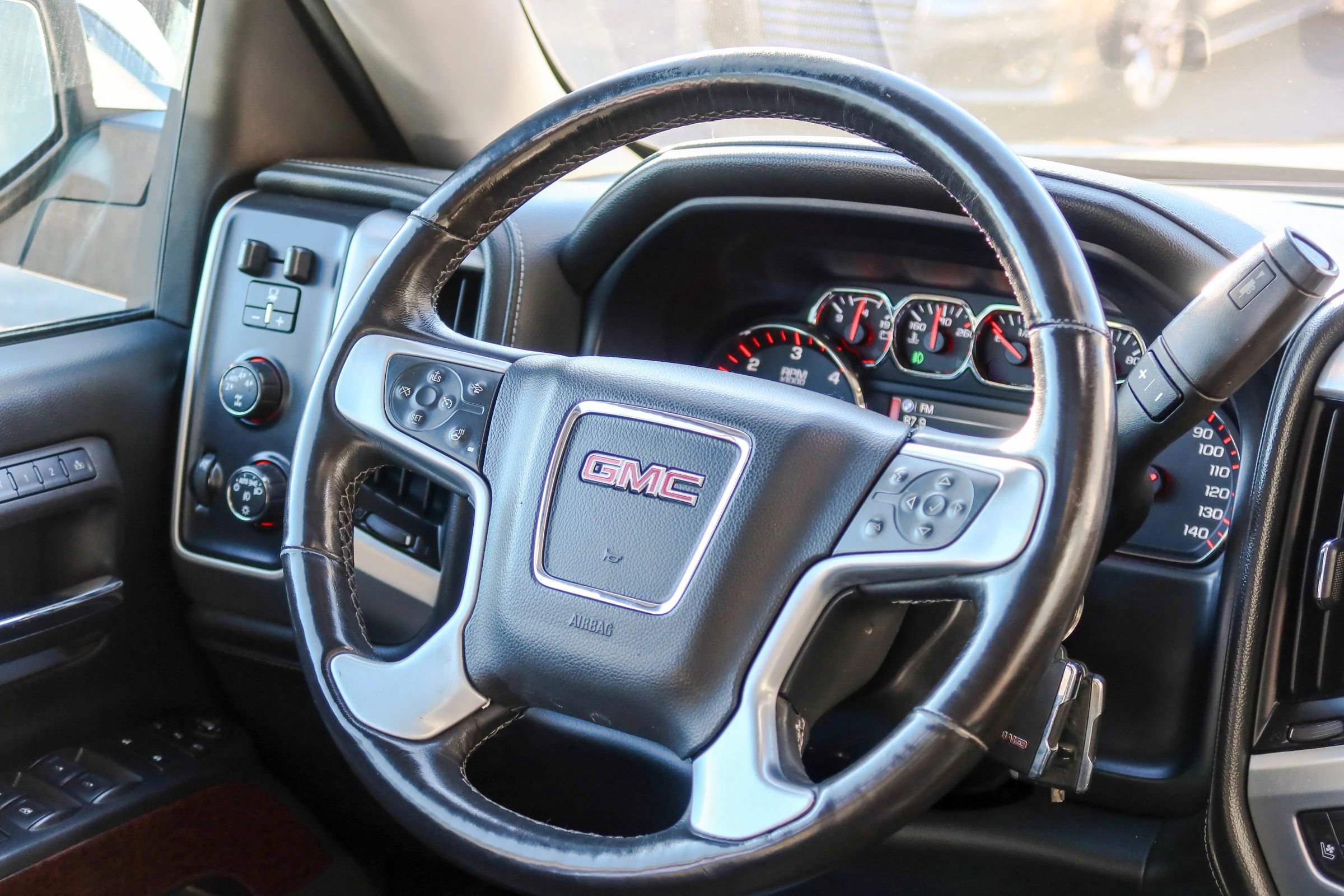 Used 2016 GMC Sierra 1500 SLT AWD/4WD image 19