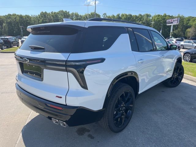 New 2026 Chevrolet Traverse RS w/ LPO, Floor Liner Package FWD image 11