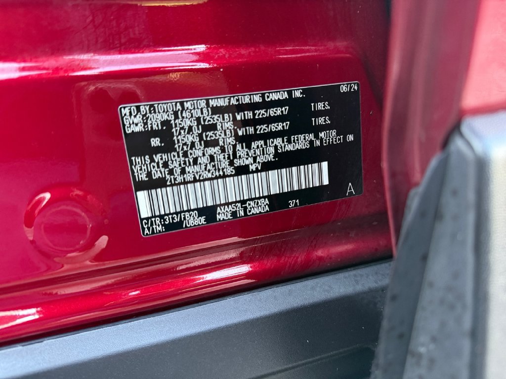 Used 2024 Toyota RAV4 LE FWD image 20