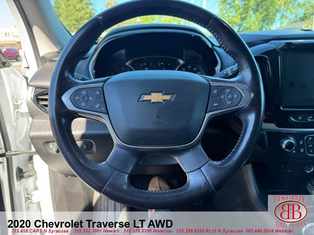 Used 2020 Chevrolet Traverse LT w/ Driver Confidence II Package AWD/4WD image 19
