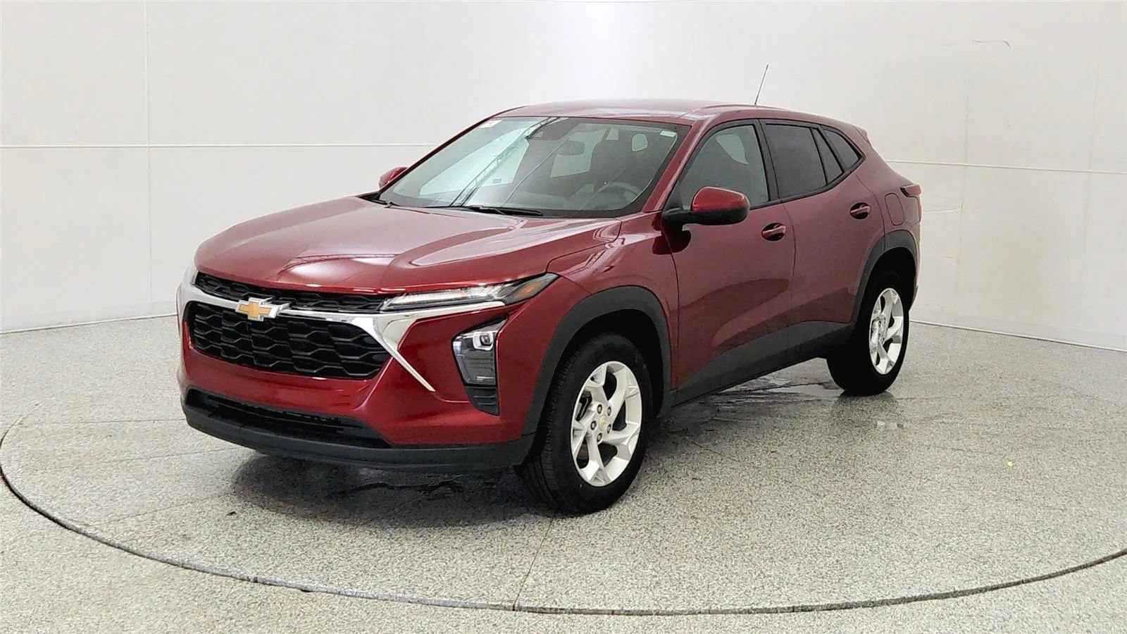 Used 2024 Chevrolet Trax LS w/ LS Convenience Package FWD image 3