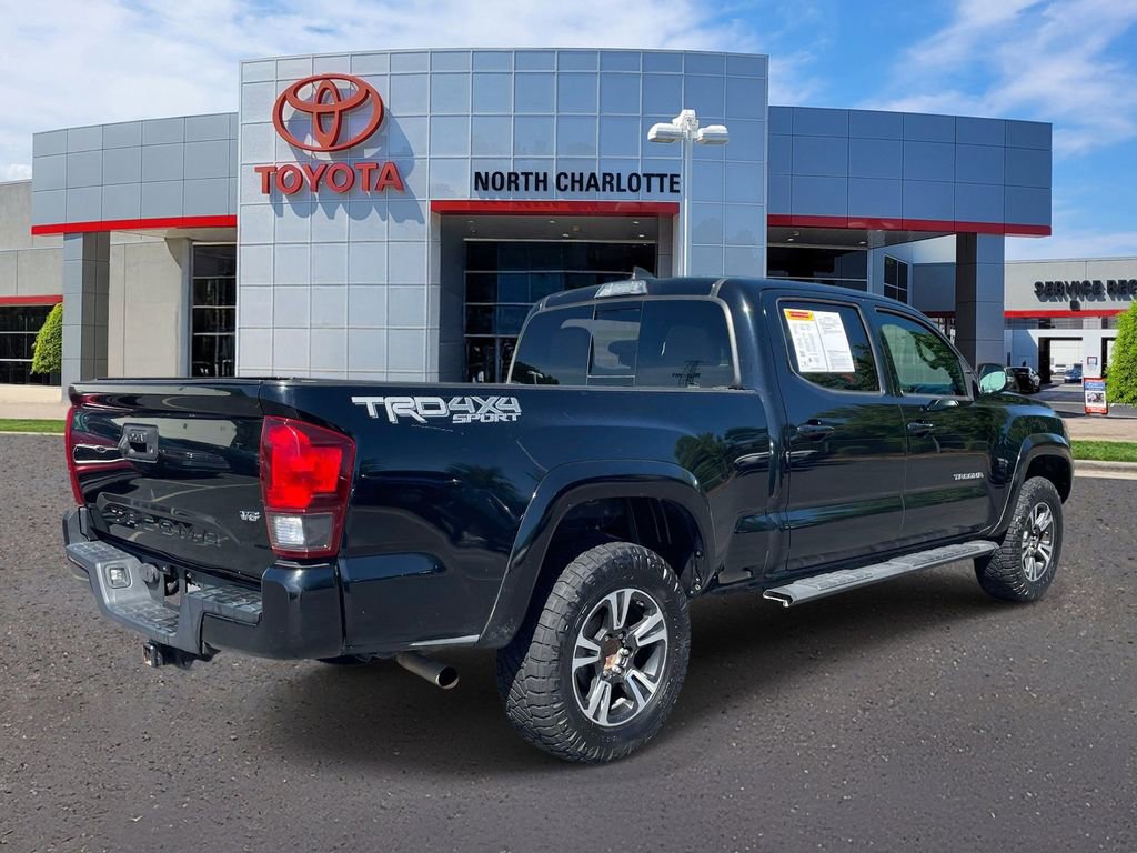 Used 2019 Toyota Tacoma TRD Sport AWD/4WD image 7