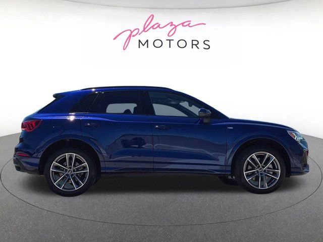 Certified 2024 Audi Q3 2.0T Premium AWD/4WD image 4