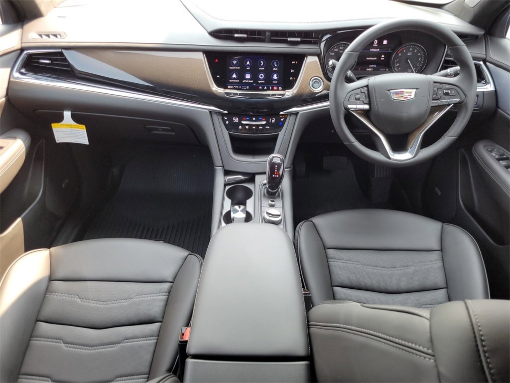 New 2024 Cadillac XT6 Premium Luxury w/ Platinum Package image 12