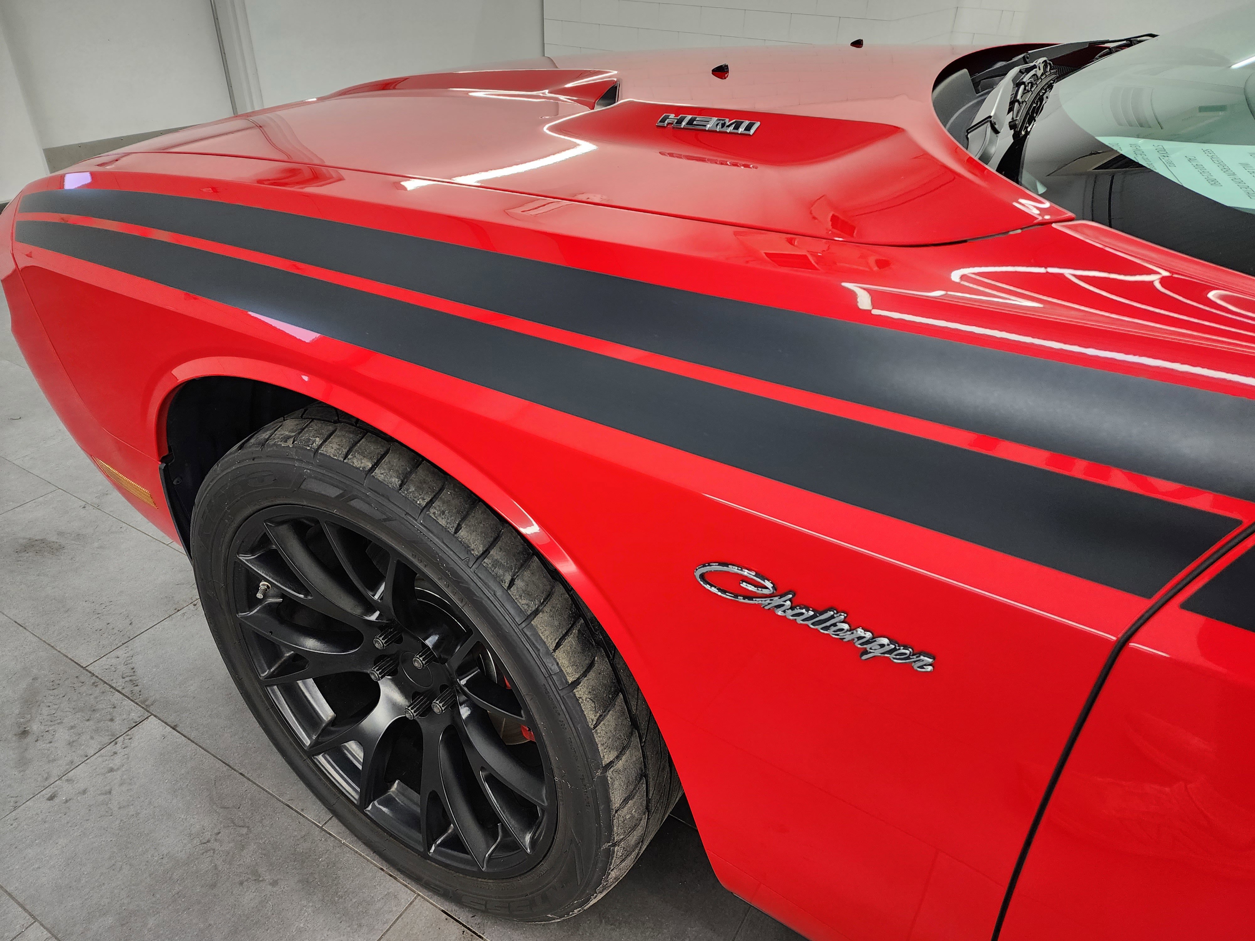 Used 2010 Dodge Challenger R/T RWD image 31