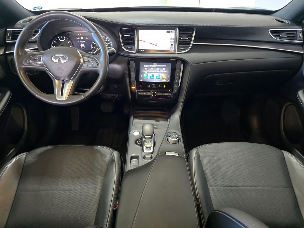 Used 2023 INFINITI QX55 Essential image 9