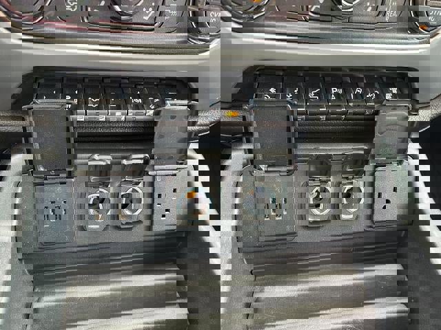 Used 2018 GMC Sierra 2500 SLT image 20