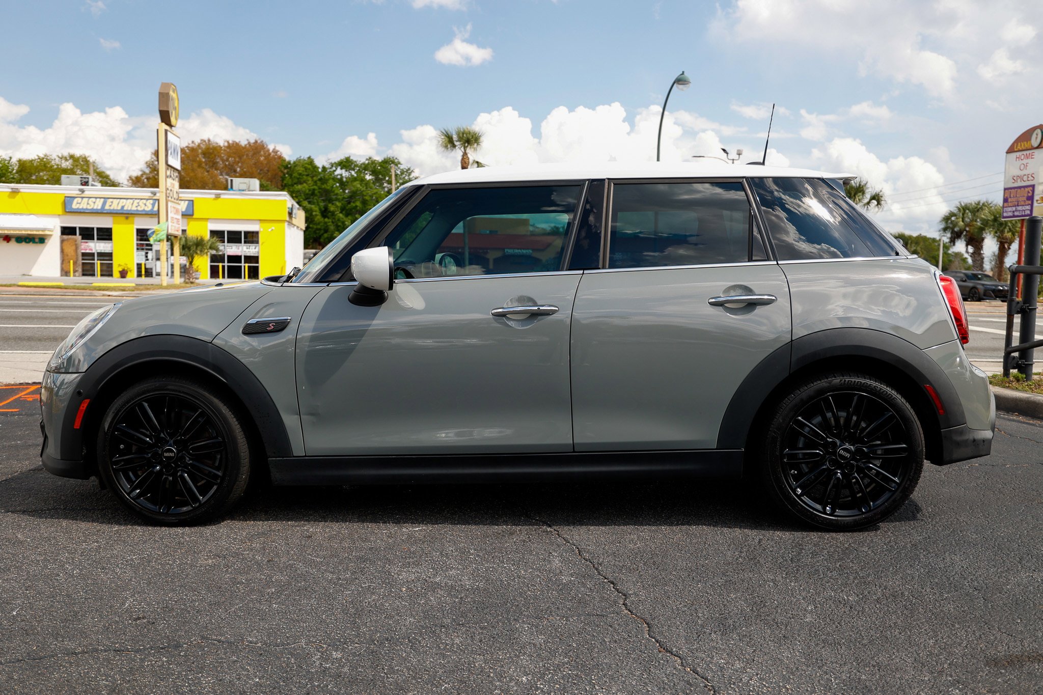 Used 2023 MINI Cooper S FWD image 8
